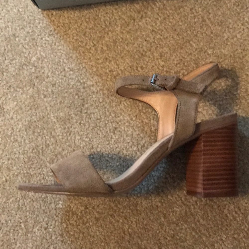 Sole Society Linny Block Heel